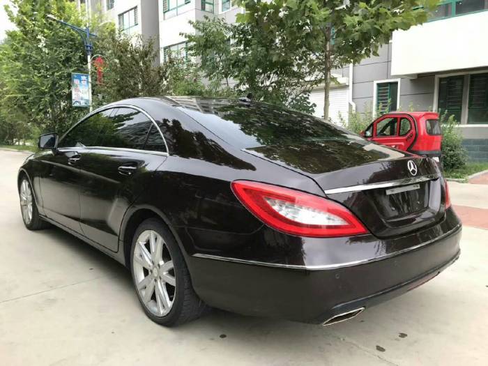 CLS350奔驰最新报价，豪华与性能的完美结合